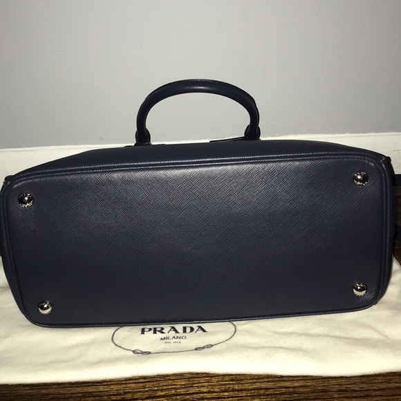NWT Prada Saffiano Lux Double Zip Bag - Picture 5 of 8